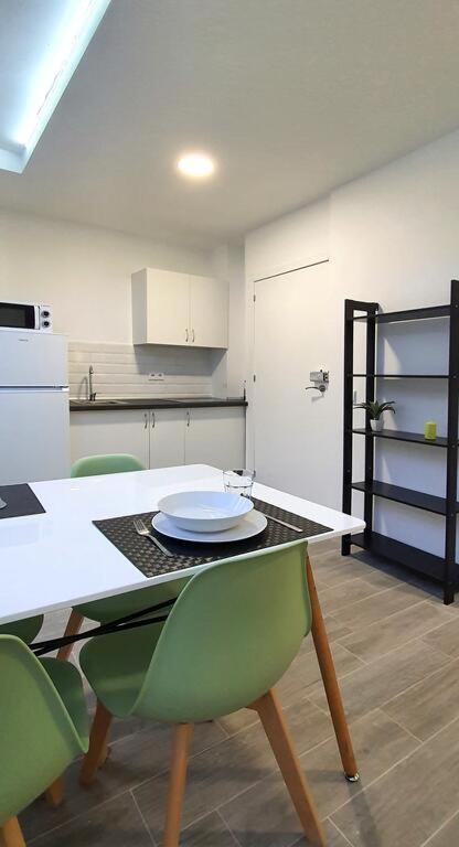 Apartamento De 2020 A Estrenar En Pleno Centro1B 阿尔赫西拉斯 外观 照片